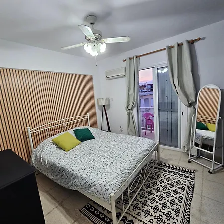 D&d Appartement Paralímni