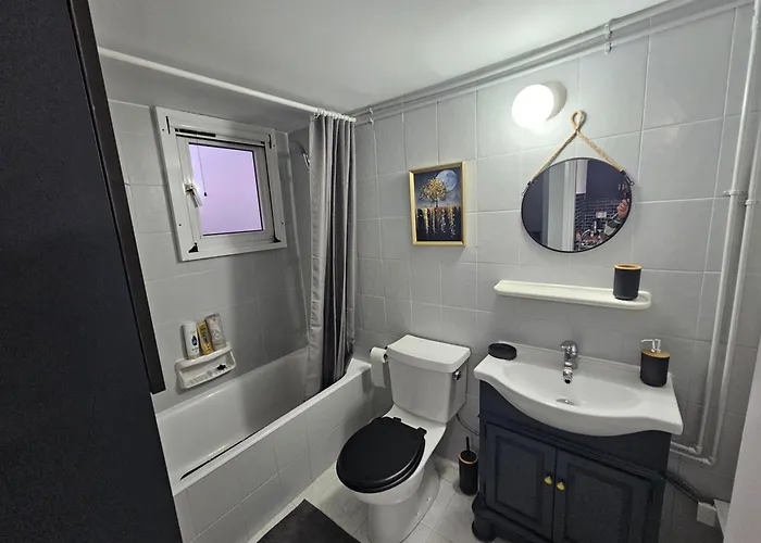 D&d Apartment Paralimni