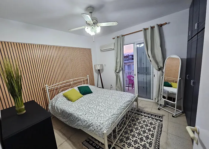 D&d Apartment Paralimni